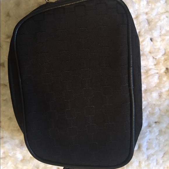 Nine West large totebag handbag-purse w/attachment - Picture 5 of 8